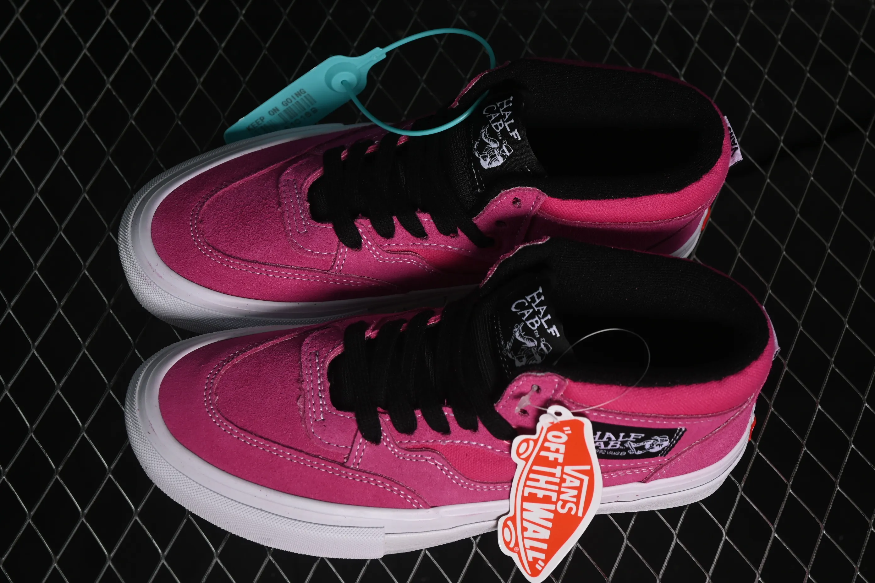 All categories Vans Vans series Vans Mid Vans China Vans Half Cab Pro Vans official retro casual simple versatile skateboard shoes VN0A2Z34AFJ